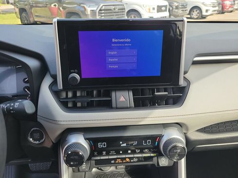 Used 2024 Toyota RAV4 XLE FWD image 27
