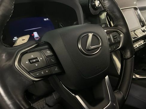 Used 2023 Lexus LX 600 4WD w/ Appearance Package image 23