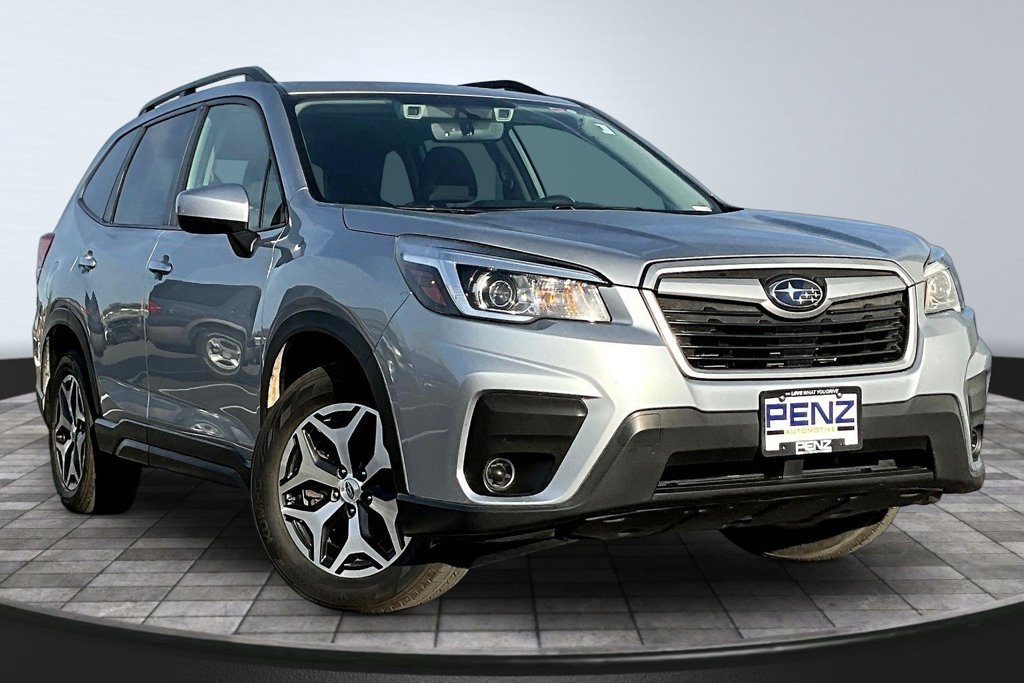 Used 2019 Subaru Forester Premium AWD/4WD image 3