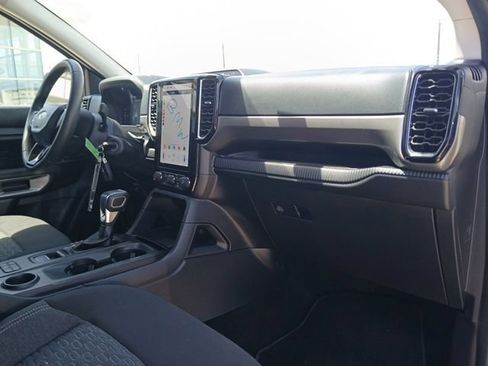 Used 2025 Ford Ranger XLT w/ Trailer Tow Package RWD image 18