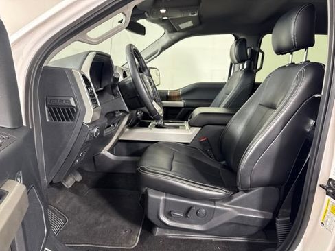 Certified 2019 Ford F150 Lariat AWD/4WD image 11