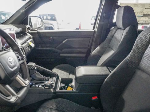 New 2026 Toyota 4Runner SR5 image 20