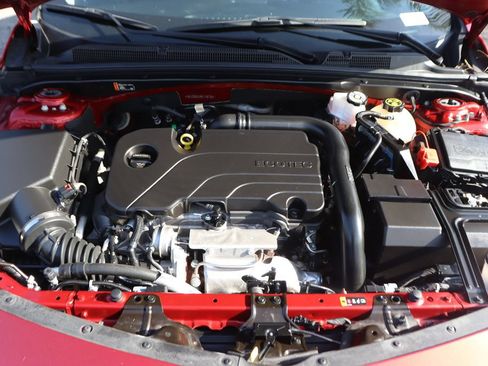 Used 2024 Chevrolet Malibu LT FWD image 11