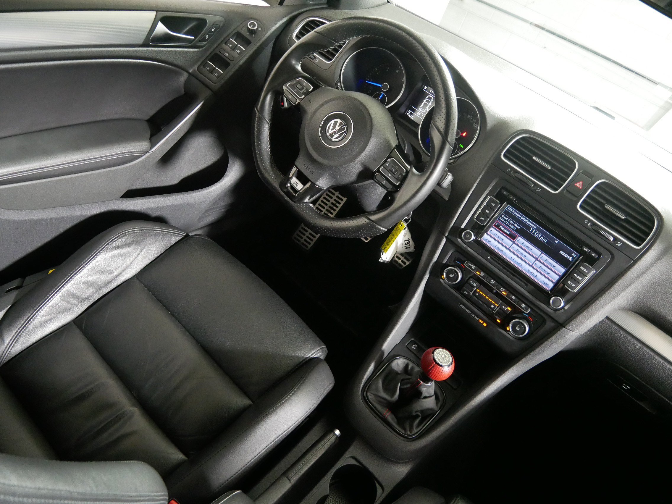 Used 2013 Volkswagen Golf R 4-Door AWD/4WD image 9