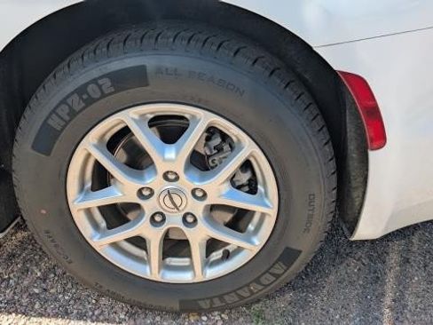 Used 2023 Chrysler Pacifica Touring-L FWD image 24