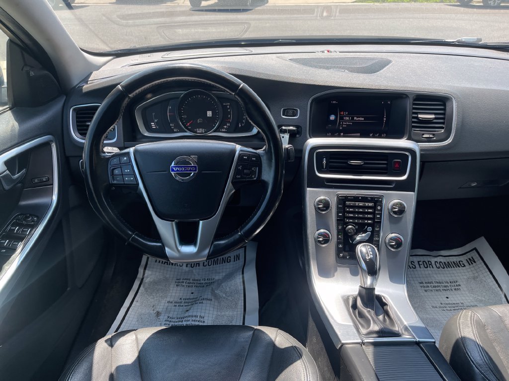 Used 2018 Volvo S60 T5 Inscription Platinum AWD/4WD image 25