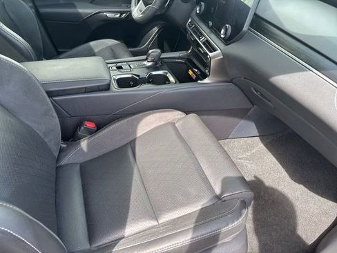 Used 2024 Lexus RX 350 350h image 41