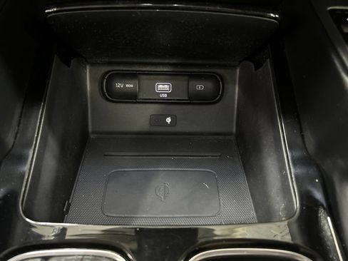 Used 2021 Kia Telluride EX w/ EX Premium Package AWD/4WD image 24