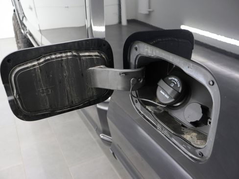 Used 2021 Ford F250 Lariat AWD/4WD image 31