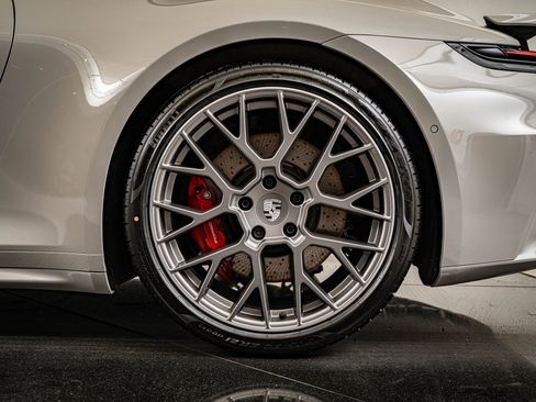 New 2026 Porsche 911 Carrera 4S image 12