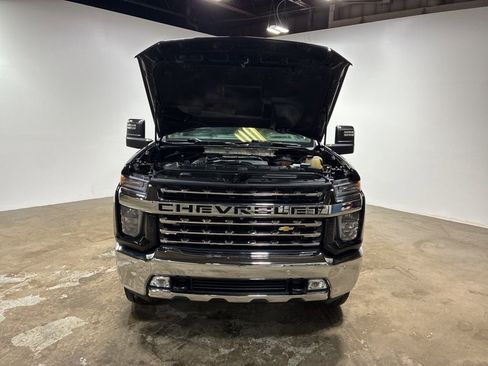 Used 2020 Chevrolet Silverado 2500 LTZ w/ LTZ Premium Package image 5