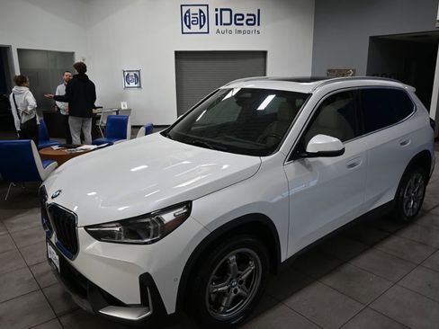 Used 2023 BMW X1 xDrive28i w/ Convenience Package image 1