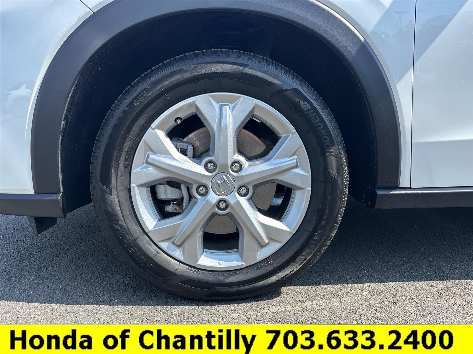 Certified 2025 Honda HR-V LX image 29