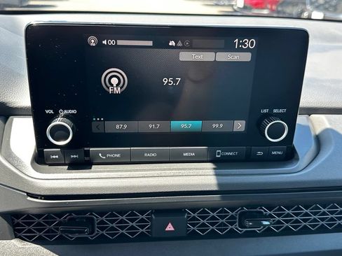 Used 2024 Honda Accord LX image 22