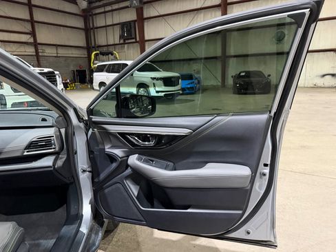 Used 2021 Subaru Outback Onyx Edition XT AWD/4WD image 24