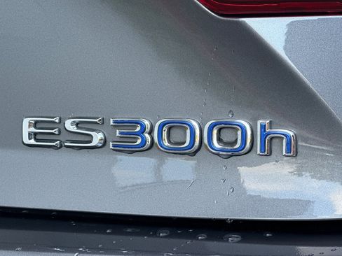 Used 2016 Lexus ES 300h image 23