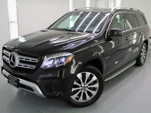 Used 2018 Mercedes-Benz GLS 450 4MATIC w/ Premium Package image 2