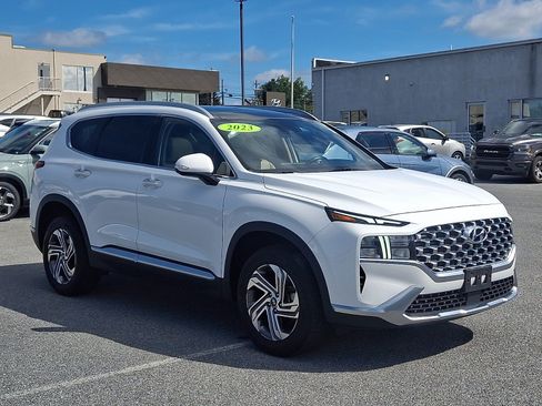Certified 2023 Hyundai Santa Fe SEL w/ Premium Package AWD/4WD image 3