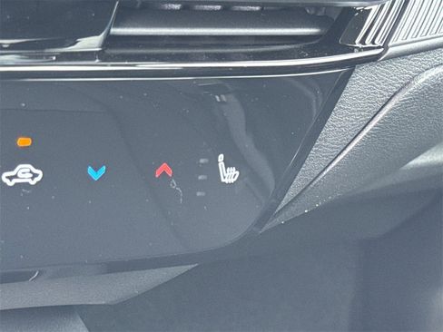 New 2026 Nissan Sentra SR w/ SR Premium Package image 33