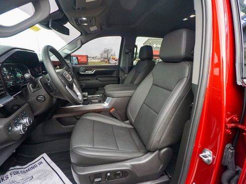 Used 2024 GMC Sierra 1500 SLT w/ SLT Premium Plus Package image 24