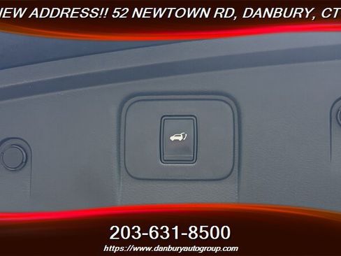 Used 2015 Nissan Murano Platinum w/ Platinum Technology Package AWD/4WD image 29