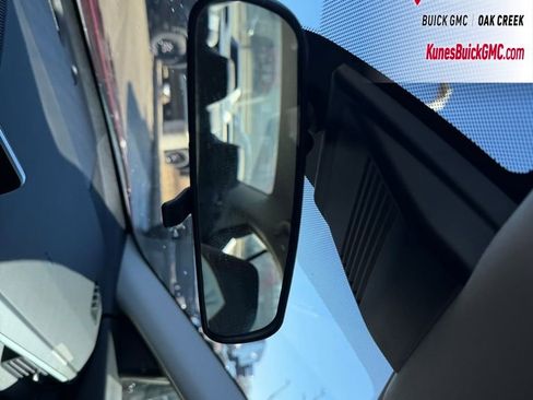 Used 2025 Nissan Altima 2.5 SR FWD image 23