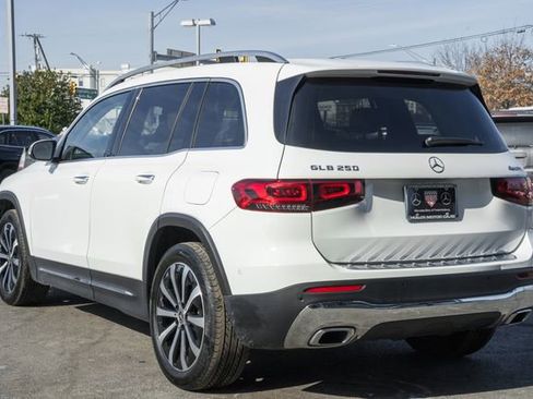 Used 2022 Mercedes-Benz GLB 250 4MATIC image 5