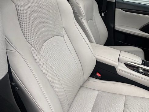 Used 2022 Lexus RX 350 AWD w/ Premium Package image 21