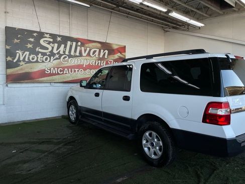 Used 2017 Ford Expedition EL XL w/ Equipment Group 101A image 3