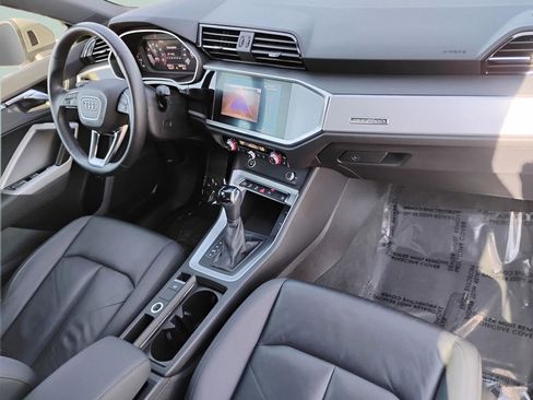 Used 2021 Audi Q3 2.0T Premium image 14