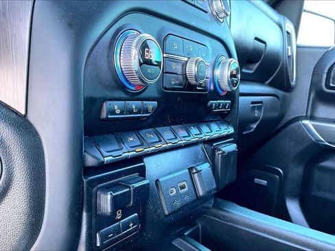 Used 2022 GMC Sierra 1500 AT4 w/ AT4 Preferred Package image 35