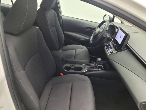 Used 2023 Toyota Corolla LE image 21