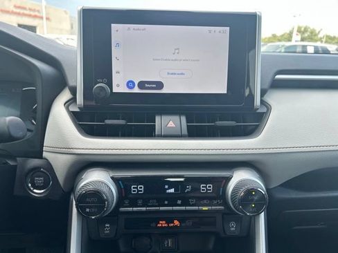 Used 2025 Toyota RAV4 XLE w/ Convenience Package FWD image 26
