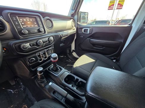 Used 2020 Jeep Gladiator Sport w/ Quick Order Package 23S AWD/4WD image 21