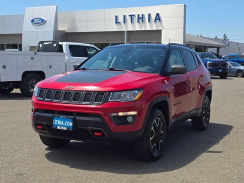 Used 2020 Jeep Compass Trailhawk AWD/4WD image 1