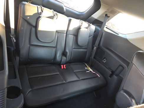 Used 2022 Ford Explorer Limited w/ Equipment Group 301A image 14