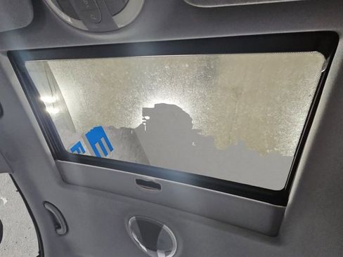 Used 2005 Mercedes-Benz E 500 Sedan image 22