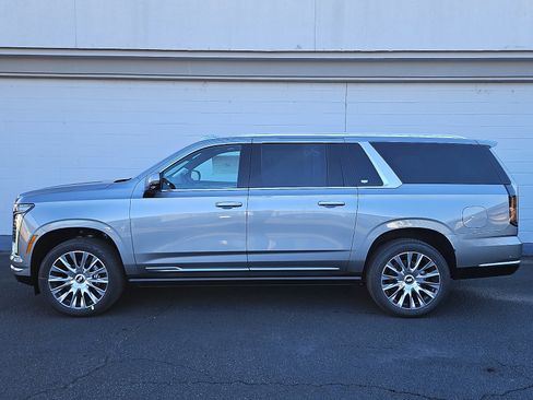 New 2026 Cadillac Escalade ESV Platinum Luxury image 2