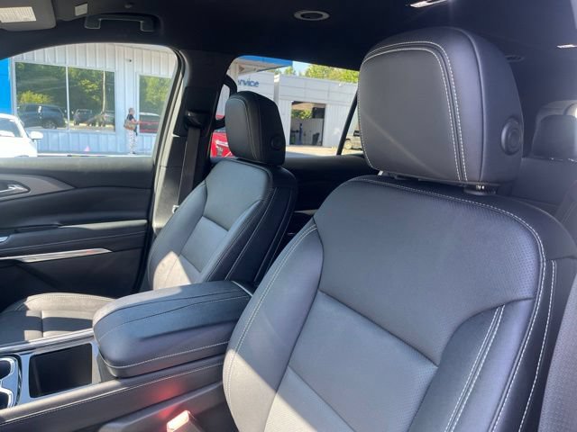 Used 2026 Chevrolet Traverse LT AWD/4WD image 11