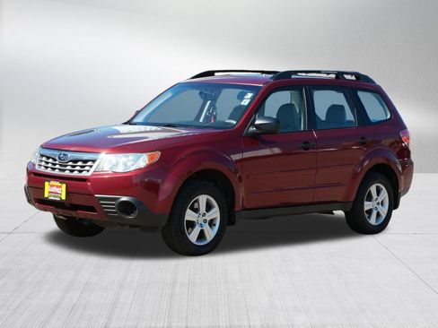 Used 2011 Subaru Forester 2.5X w/ Alloy Wheel Value Pkg AWD/4WD image 3