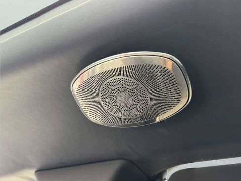 Used 2022 Mercedes-Benz Maybach GLS 600 4MATIC image 73