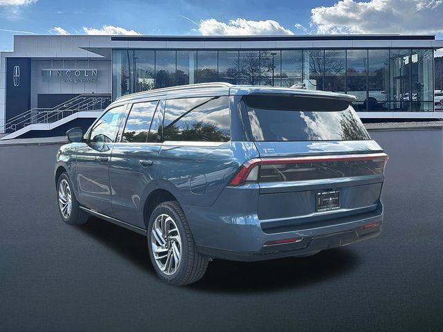 New 2027 Lincoln Navigator Reserve AWD/4WD image 5