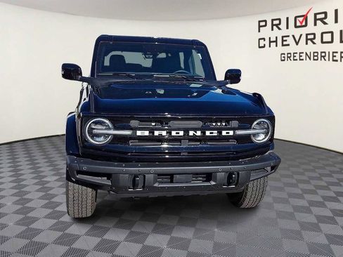 Used 2024 Ford Bronco Outer Banks image 3