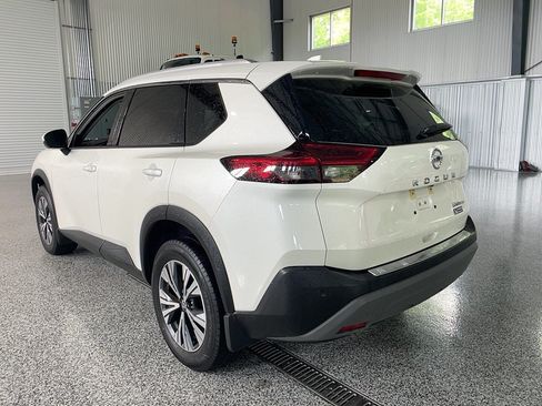 Used 2021 Nissan Rogue SV w/ Premium Package AWD/4WD image 15