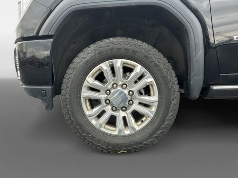 Used 2023 GMC Sierra 2500 Denali w/ Denali Ultimate Package AWD/4WD image 16
