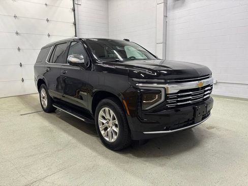 Used 2025 Chevrolet Tahoe Premier AWD/4WD image 2