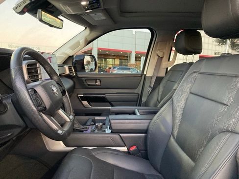 Used 2024 Toyota Tundra Limited image 10