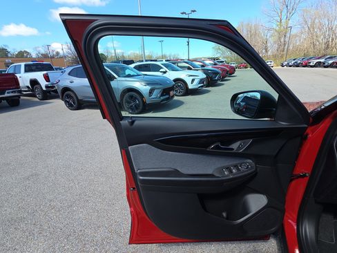 New 2026 Chevrolet TrailBlazer LS image 12