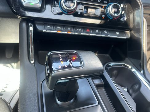 Used 2023 GMC Sierra 1500 AT4 w/ AT4 Preferred Package AWD/4WD image 16