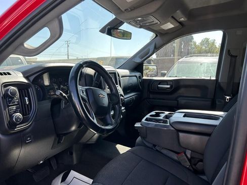 Used 2020 Chevrolet Silverado 1500 Custom w/ Custom Value Package AWD/4WD image 19